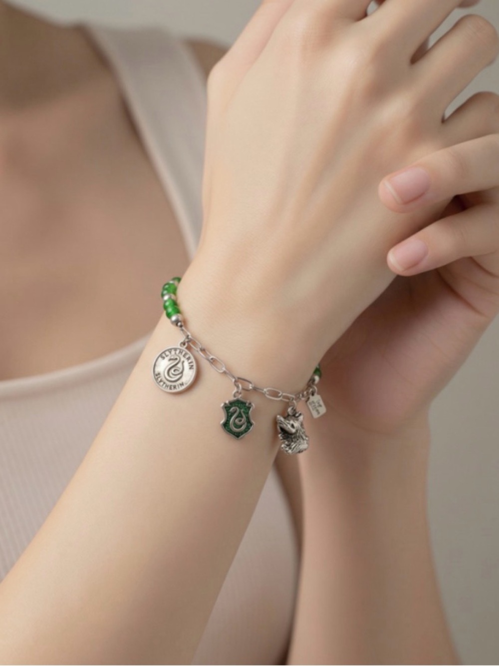 Noble Collection Lumos Slytherin Charm Bracelet HARRY POTTER vintage